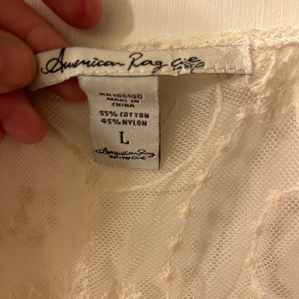 American Rag Ivory Lace Top - Picture 2 of 2